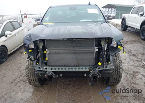 2025 GMC Sierra 1500 4Wd Short Box Slt z USA, uszkodzony, nr VIN 3GTUUDED2SG256924